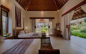 Kutus Kutus Saba Beach Villa