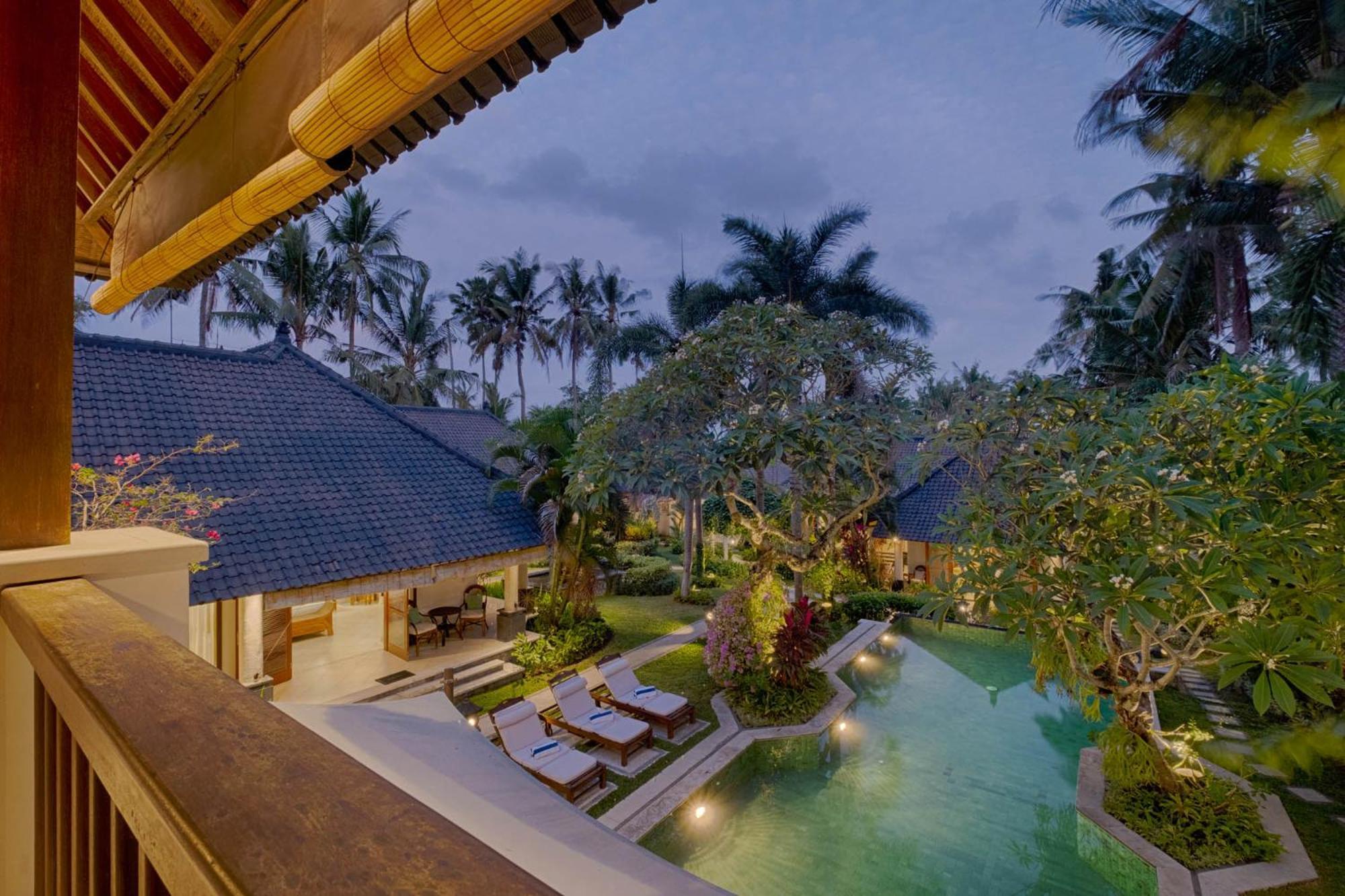 Kutus Kutus Saba Beach Villa Джокьякарта Экстерьер фото